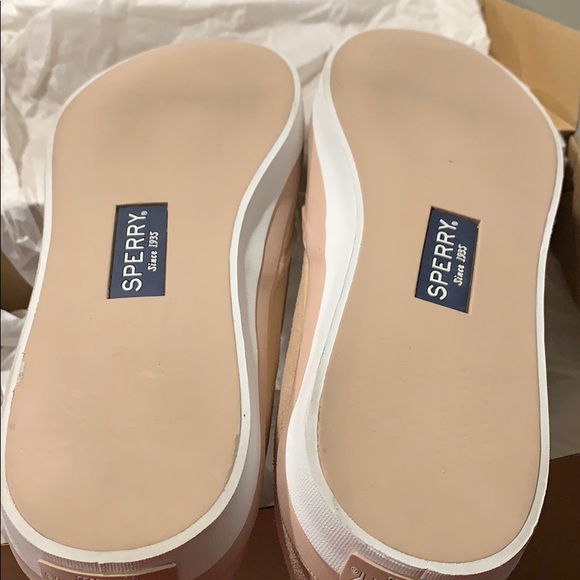 Sperry suede rose slip ons - Picture 4 of 4